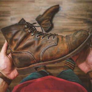 Lace-up casual brown Martin boots