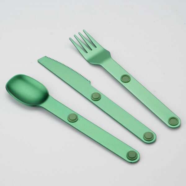 Magnetic Portable Camping Cutlery Set - Image 4