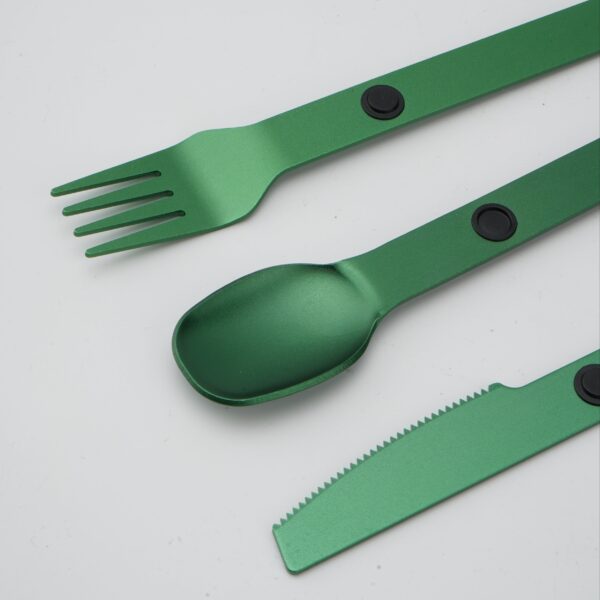 Magnetic Portable Camping Cutlery Set - Image 6