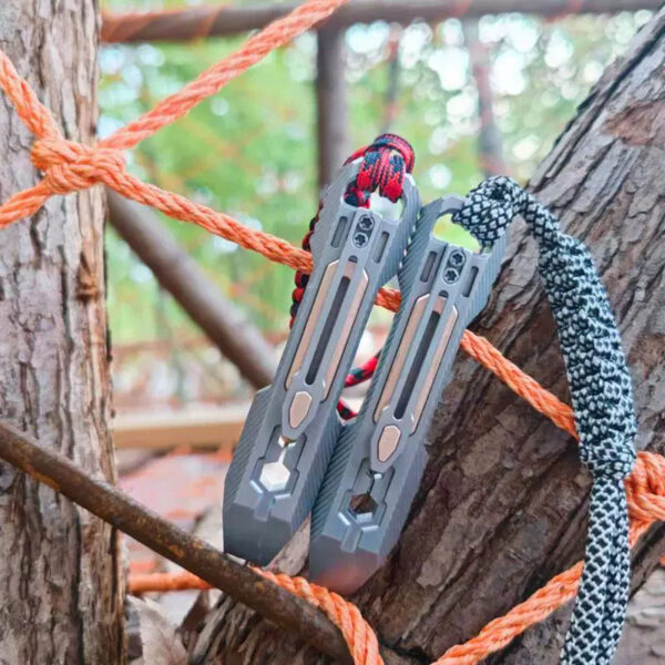 EDC Titanium Alloy Outdoor Portable Multifunctional Crowbar - Image 5
